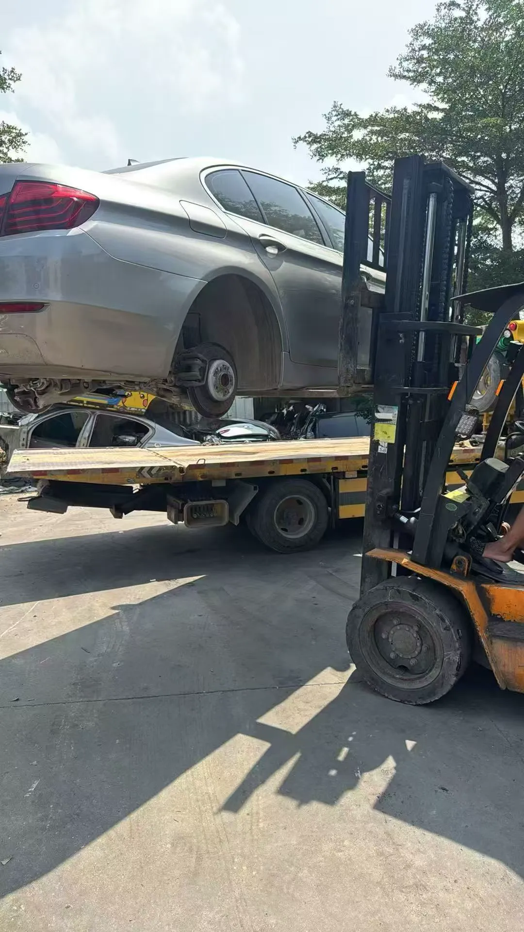 叉車裝卸車輛